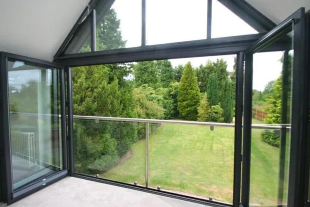 Luxury House In Solihull Exterior photo